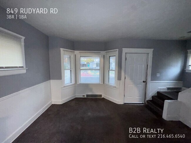 Building Photo - 849 Rudyard Rd