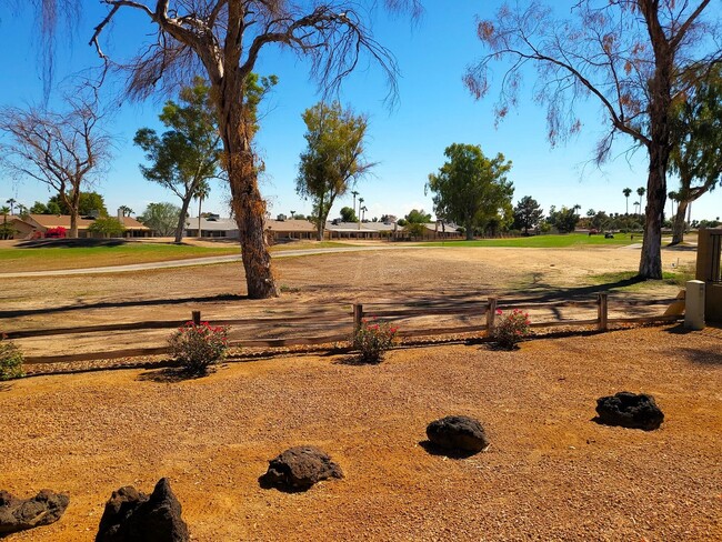 Building Photo - HOME IN ACTIVE ADULT COMMUNITY!!!