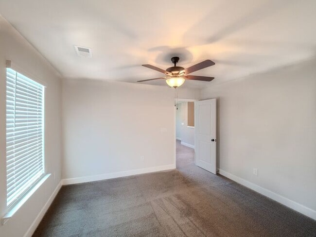 Building Photo - 1586 Maston Rd