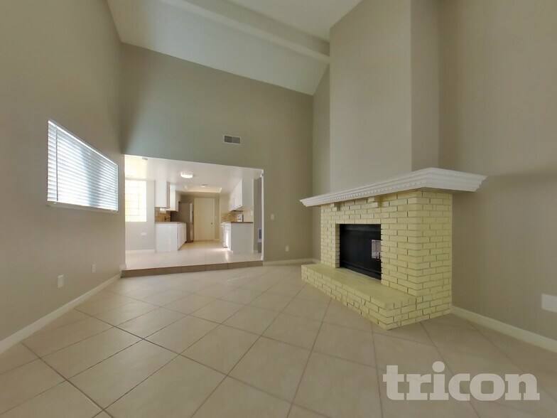 Building Photo - 3223 Lake Twylo Rd