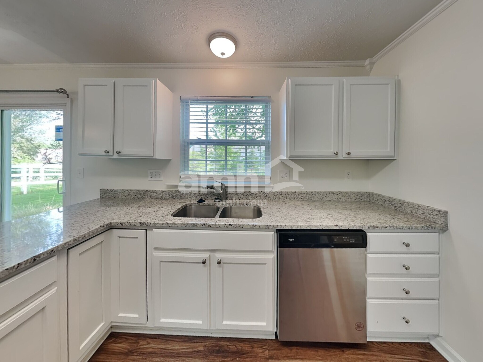 Building Photo - 466 Indian Lake Dr