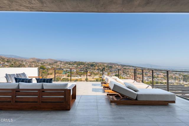 Building Photo - 708 Skyview Terrace