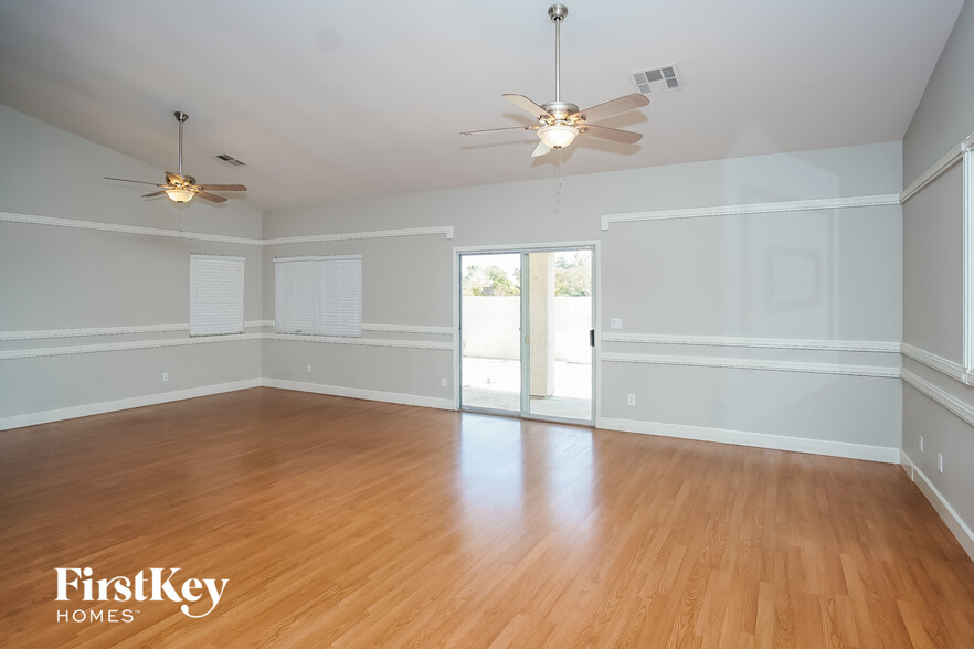 Building Photo - 5900 Kane Holly St