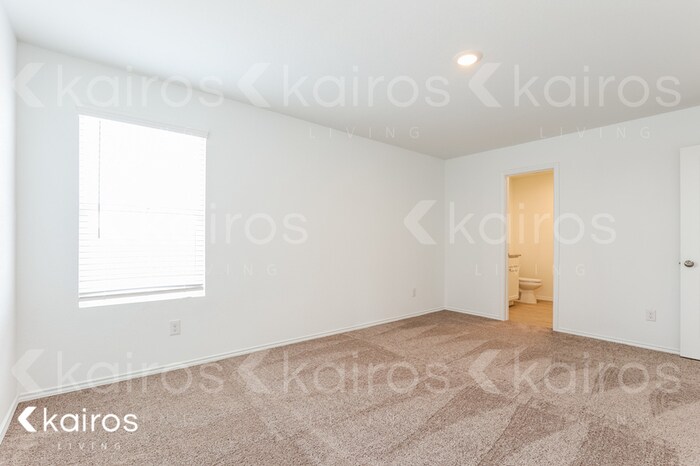 Building Photo - 13831 Weir Pl