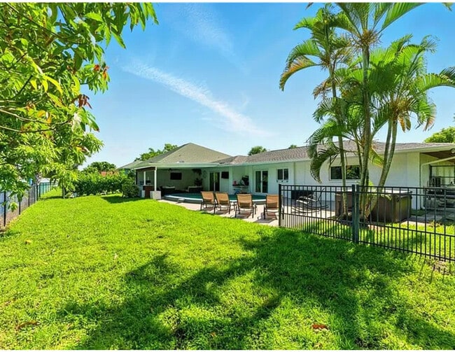 2491 43rd St SW 2491 43rd St - 2491 43rd St Sw Naples Fl Primary Photo