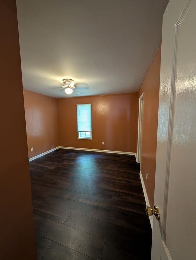 Building Photo - 4208 Chalet Cir NW