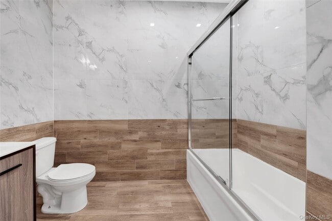 Building Photo - 625 N MacQuesten Pkwy