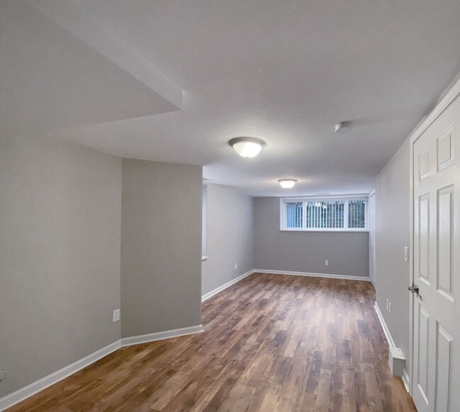 Building Photo - 3338 Library Ln