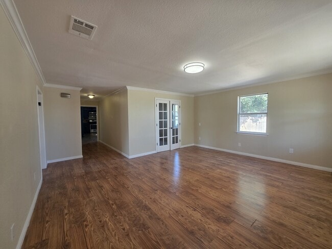 Building Photo - 3106 Fallwell Ln