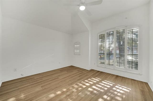 Building Photo - 5919 Vista Glen Ln