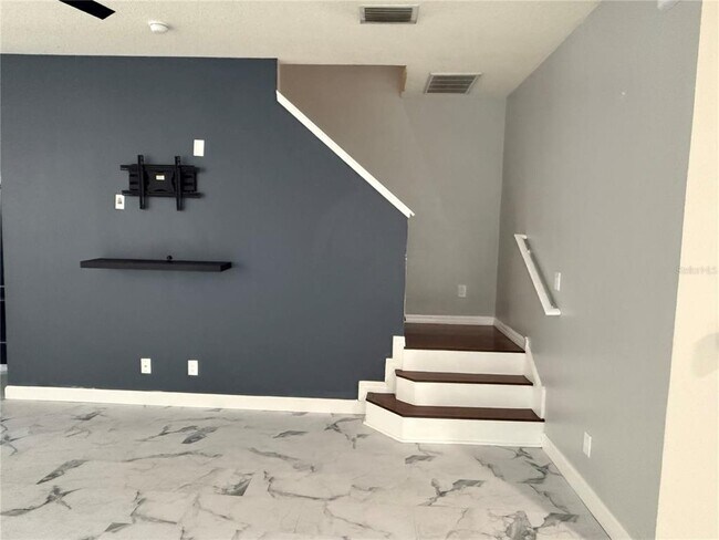Building Photo - 10606 Shady Falls Ct