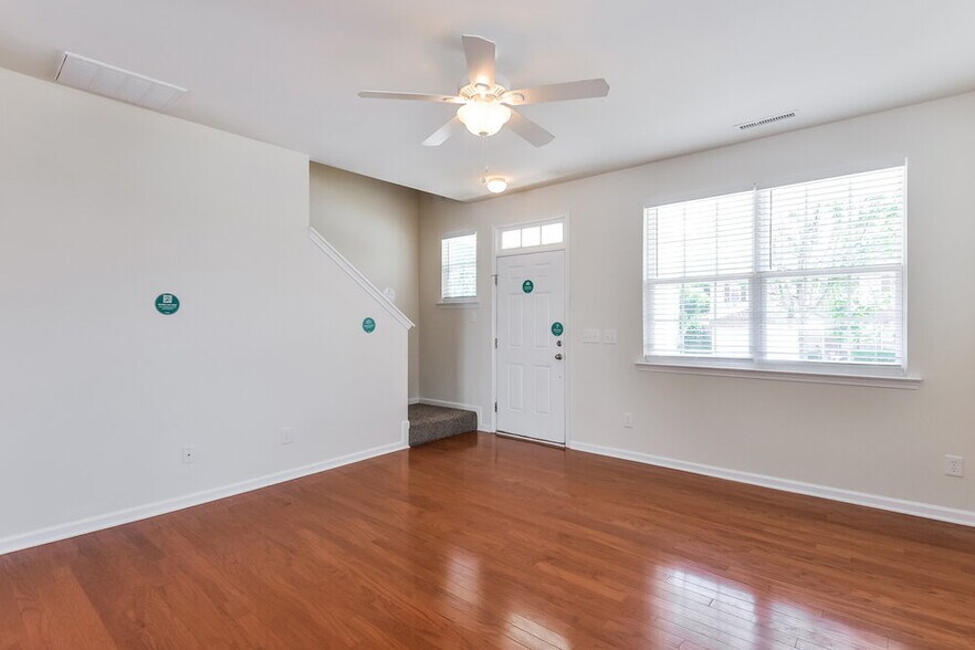 Building Photo - 618 Averasboro Dr