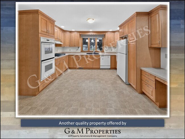 Building Photo - Rarely Available 3-Bedroom Home Rental - West Irondequoit Schools!