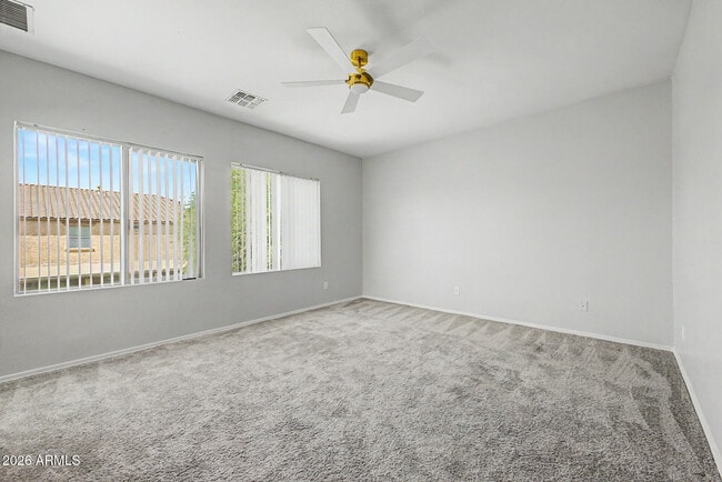 Building Photo - 9442 W Palm Ln
