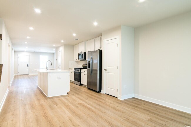 Building Photo - 2382 Elowen Ln