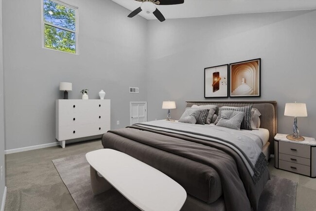 Building Photo - 1080 Westmont Rd SW