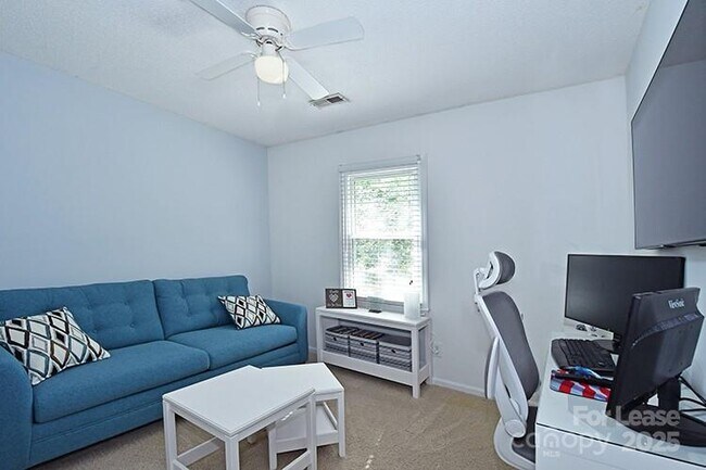 Building Photo - 119 Shining Armor Ct