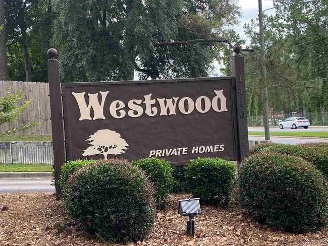 Building Photo - 311 Westwood Dr