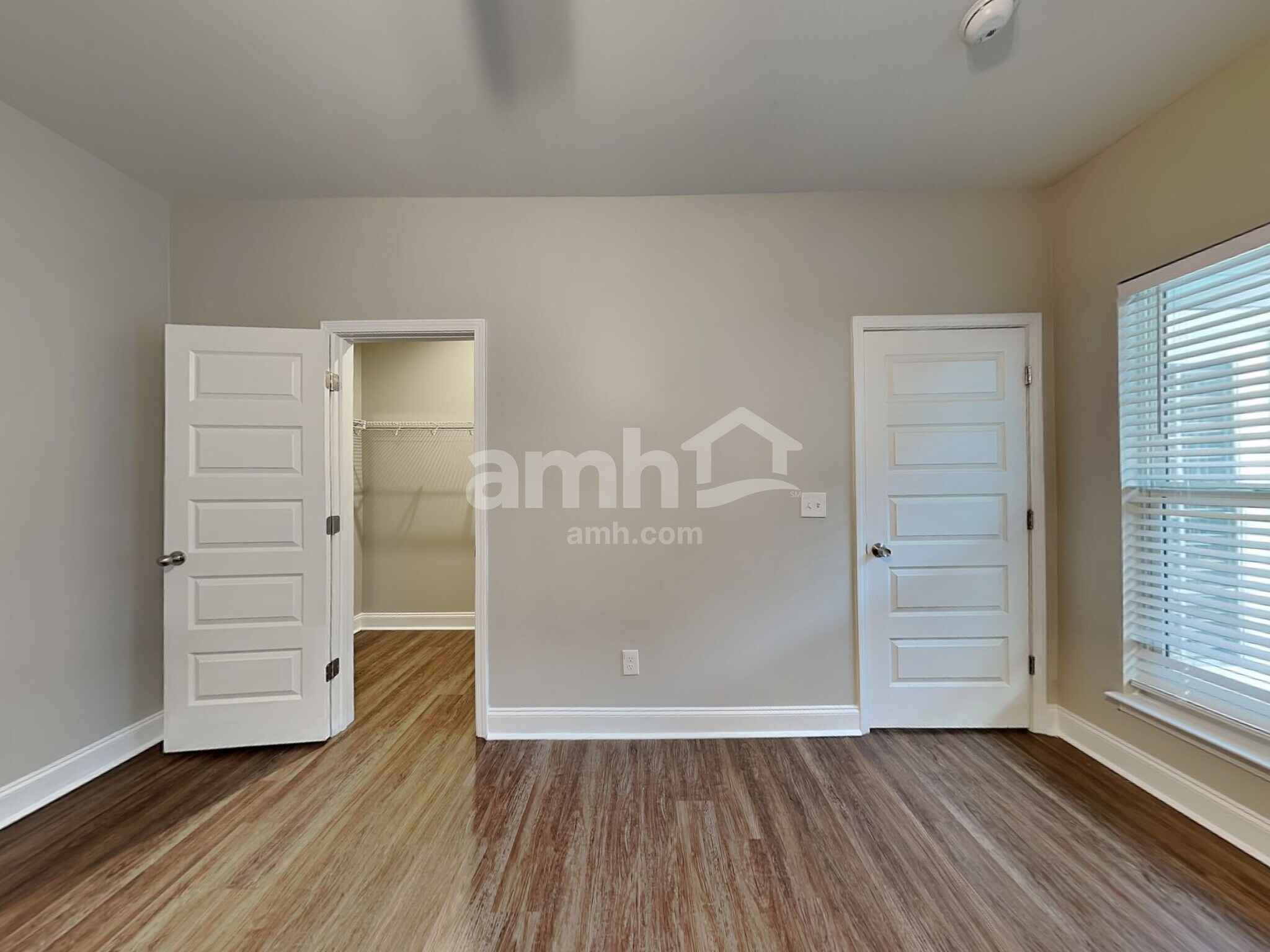 Building Photo - 5340 Tupelo St