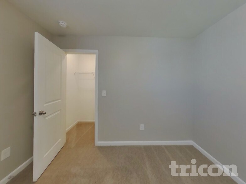 Building Photo - 48 Jacob Ct