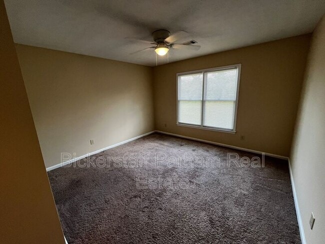 Building Photo - 103 Red Canyon Rd