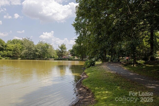 Building Photo - 14401 Widgeon Ct