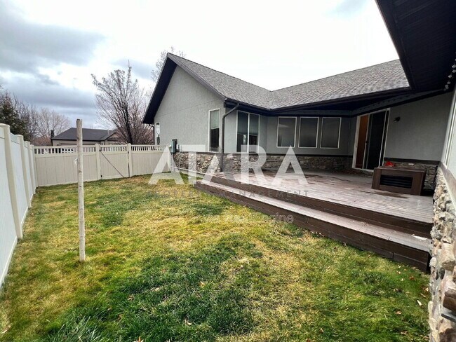 Building Photo - 11458 Harvest Crest Way