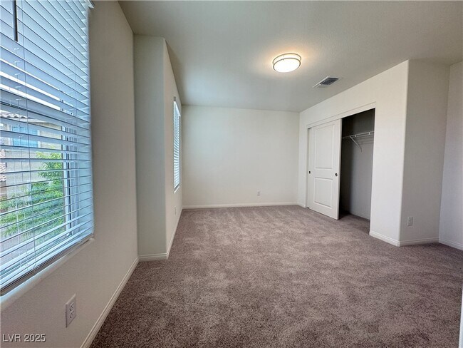 Building Photo - 10046 Sir Atlas Ct