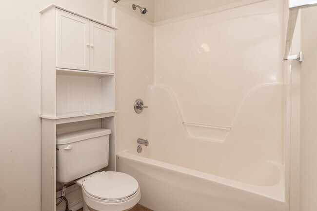 Building Photo - Clabber Creek Subdivision