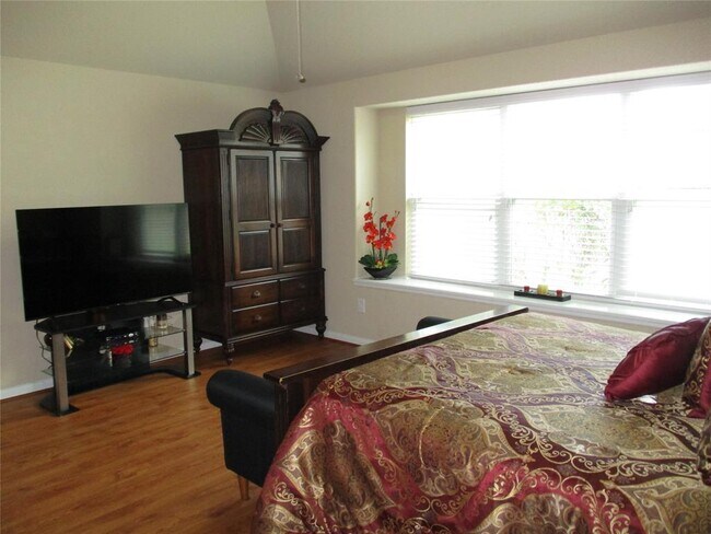 Building Photo - 13203 Barons Cove Ln