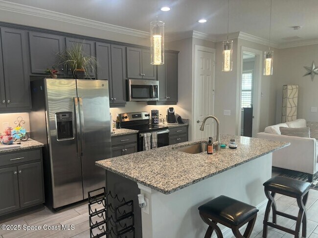 Building Photo - 1805 Noel Pl