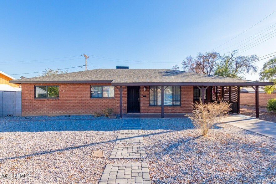 Building Photo - 7431 E Coronado Rd