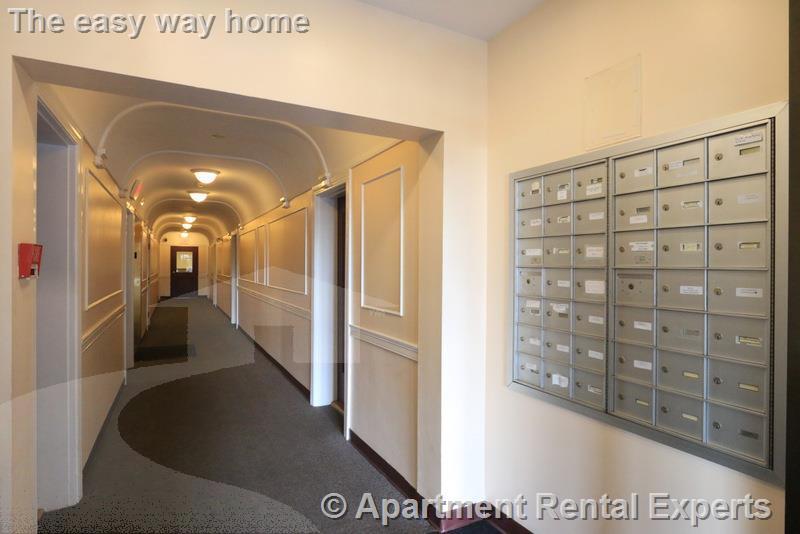 Building Photo - 123 Highland Ave