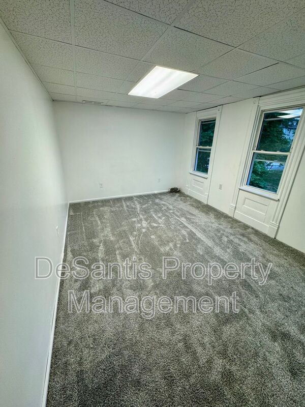 Building Photo - 42 Climax St