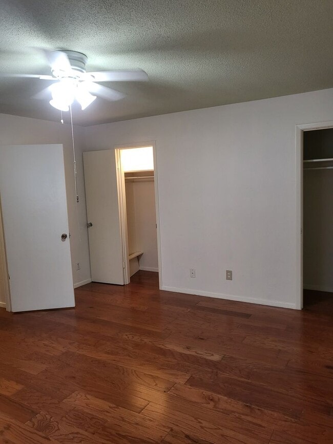 Building Photo - 1551 Pamela Ln