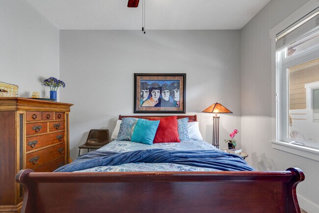 Building Photo - 3060 S Rookery Ln