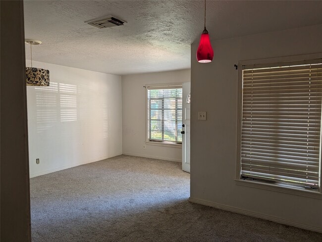 Building Photo - 5318 Angelo St