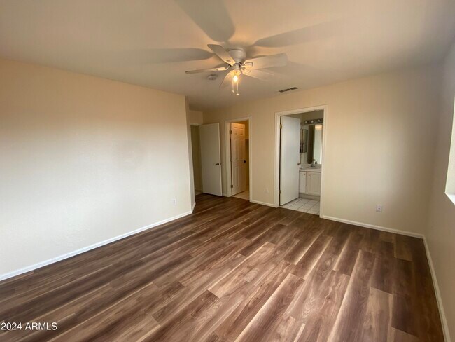 Building Photo - 10849 W Monterosa St
