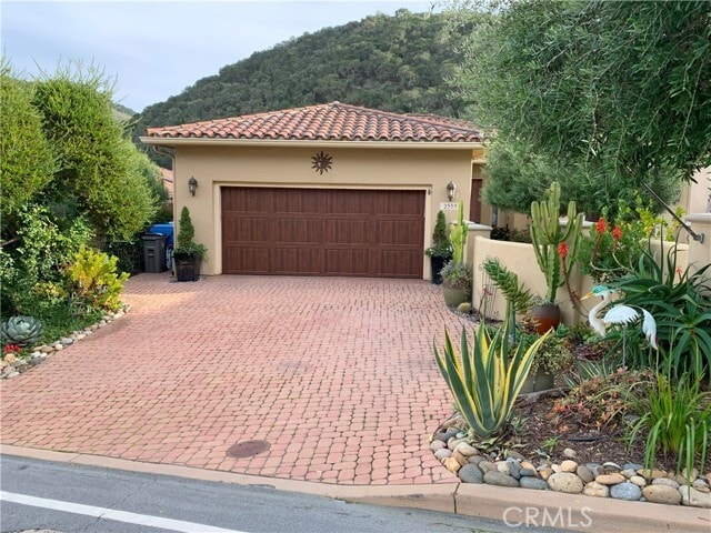 Building Photo - 2555 Lupine Canyon Rd