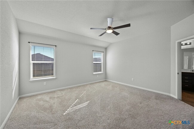 Building Photo - 118 Rochester Ln