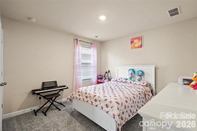 Building Photo - 613 Cedar Knoll Cir