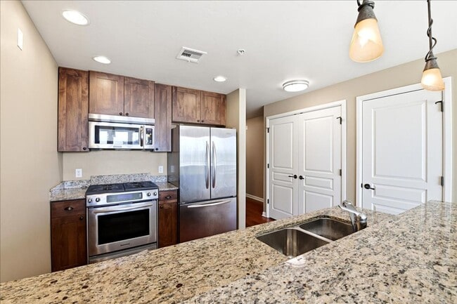 Building Photo - 1 Bedroom Condo in Downtown Boise:::: Balcony View of the City