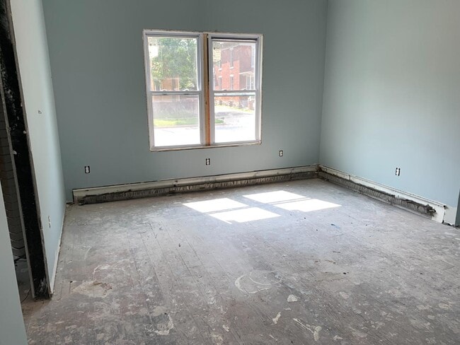Building Photo - 420 Emmet St