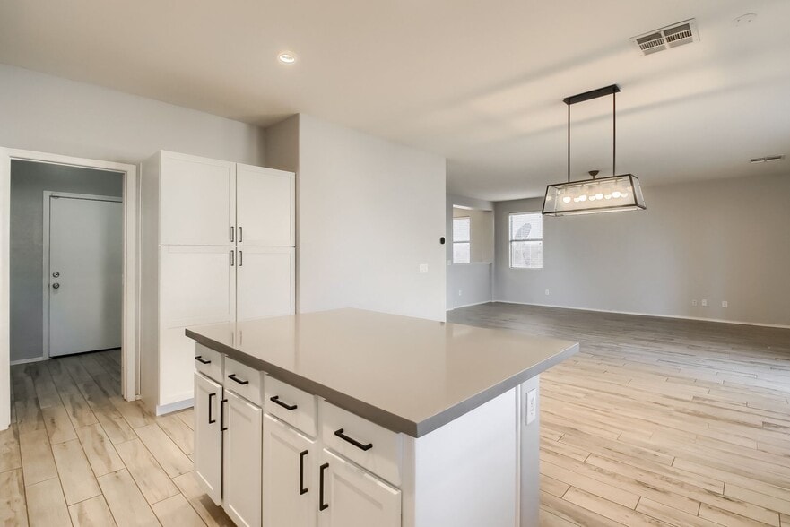 Building Photo - 11720 W Foothill Ct