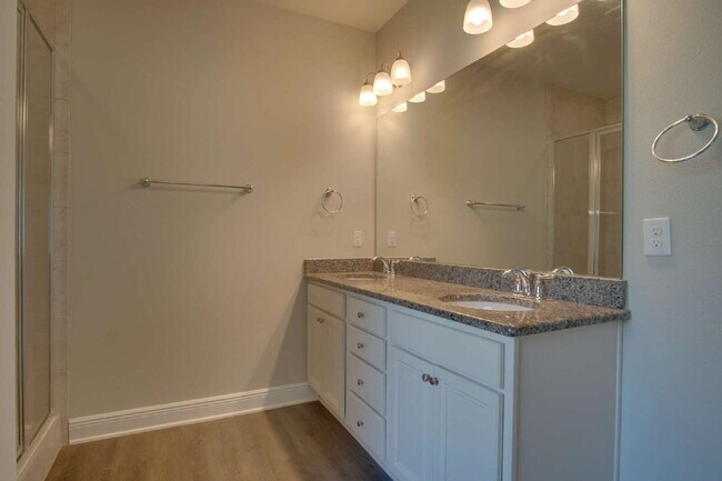 Building Photo - Ashley Plantation Living — 3BR Home with Granite Countertops, Large Kitchen Island, Trey Ceilings...