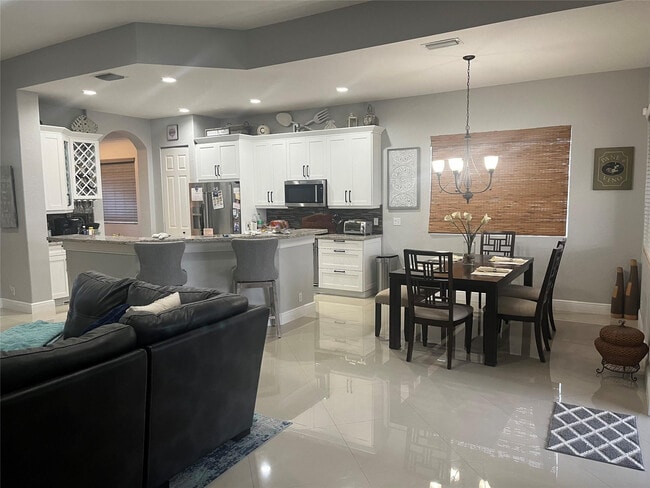 Building Photo - 12200 NW 77th Manor