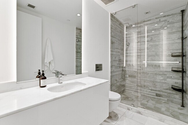 Building Photo - 10203 Collins Ave