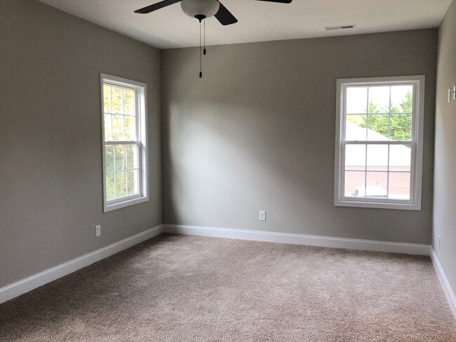 Building Photo - 177 Ridge Pointe Dr