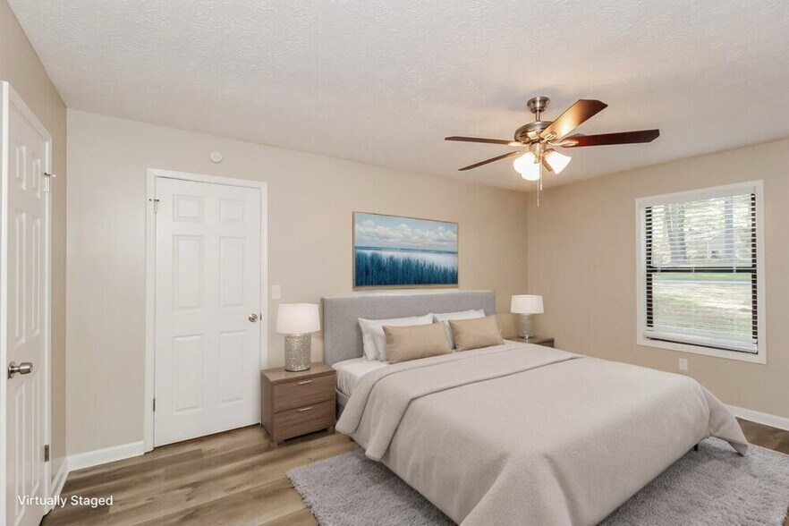 Building Photo - 3263 Mustang Dr