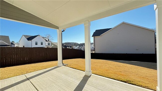 Building Photo - 5401 Bancroft Ln